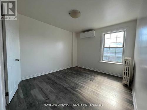 APT 4 - 2398 BLOOR STREET W , Toronto, Ontario M6S 1P5 2