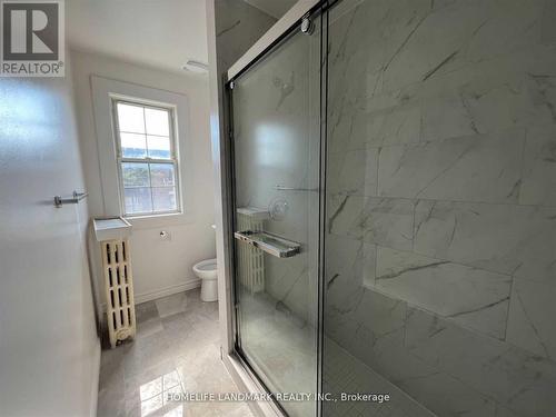 APT 4 - 2398 BLOOR STREET W , Toronto, Ontario M6S 1P5 3