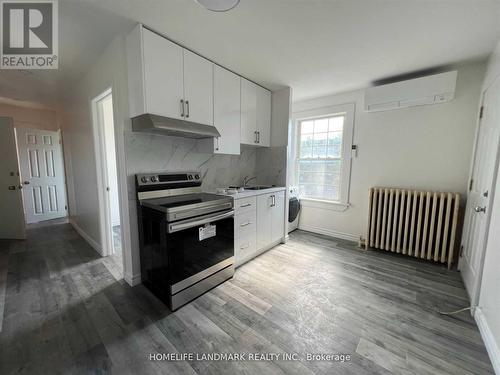 APT 4 - 2398 BLOOR STREET W , Toronto, Ontario M6S 1P5 5