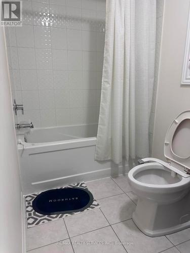 92 Folgate Crescent, Brampton, ON - Indoor Photo Showing Bathroom