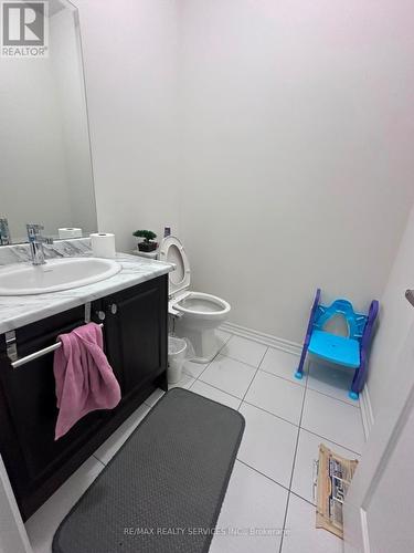 92 Folgate Crescent, Brampton, ON - Indoor Photo Showing Bathroom