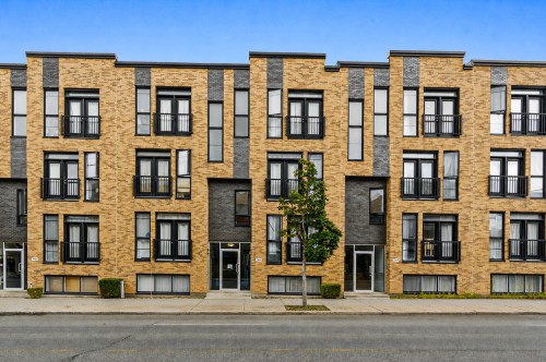 102-7945 Rue St-Hubert  Montréal (Villeray/Saint-Michel/Parc-Extension), QC H2R 2P4