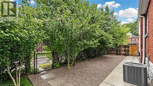59 Longwood Road N, Hamilton, ON - Outdoor