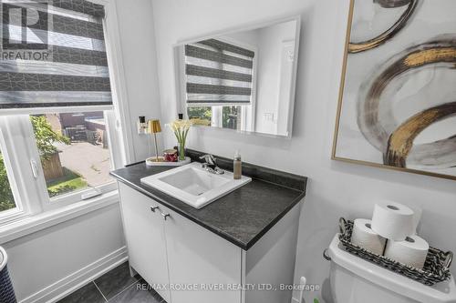 24 Waterside Way, Whitby, ON - Indoor