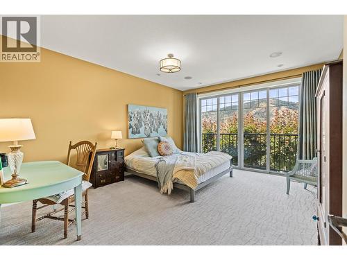 8049 Okanagan Landing Road, Vernon, BC - Indoor Photo Showing Bedroom