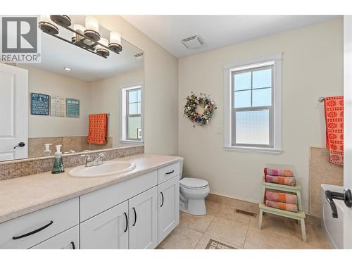8049 Okanagan Landing Road, Vernon, BC - Indoor Photo Showing Bathroom