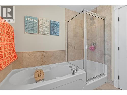 8049 Okanagan Landing Road, Vernon, BC - Indoor Photo Showing Bathroom