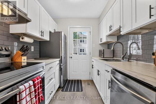 34A Forester Crescent, Ottawa, ON - Indoor Photo Showing Kitchen With Stainless Steel Kitchen