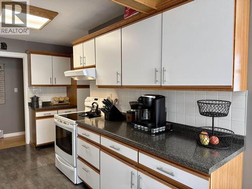 13 Nadina Crescent, Fraser Lake, BC - Indoor Photo Showing Kitchen