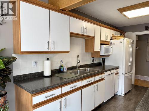 13 Nadina Crescent, Fraser Lake, BC - Indoor Photo Showing Kitchen With Double Sink