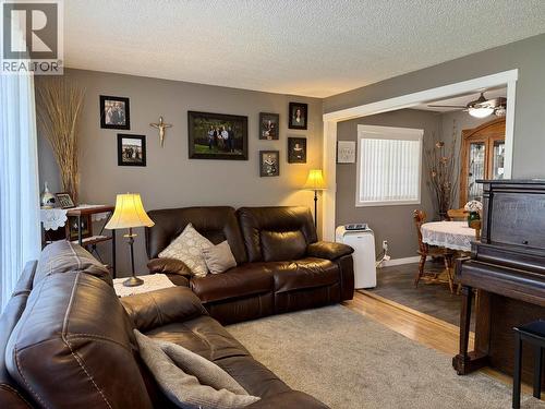 13 Nadina Crescent, Fraser Lake, BC - Indoor Photo Showing Living Room