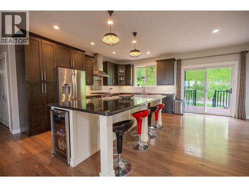3065 Charella Place, Prince George, BC - Indoor Photo Showing Kitchen With Upgraded Kitchen