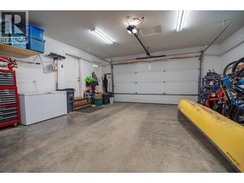 3065 Charella Place, Prince George, BC - Indoor Photo Showing Garage