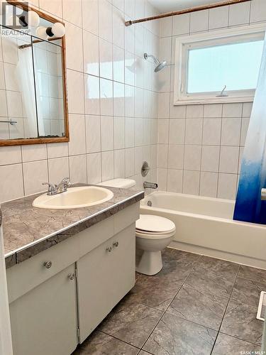 62 Canwood Crescent, Yorkton, SK - Indoor Photo Showing Bathroom