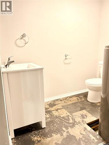 62 Canwood Crescent, Yorkton, SK - Indoor Photo Showing Bathroom