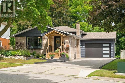 64 WESTBURY Crescent  Cambridge, ON N3C 3G2