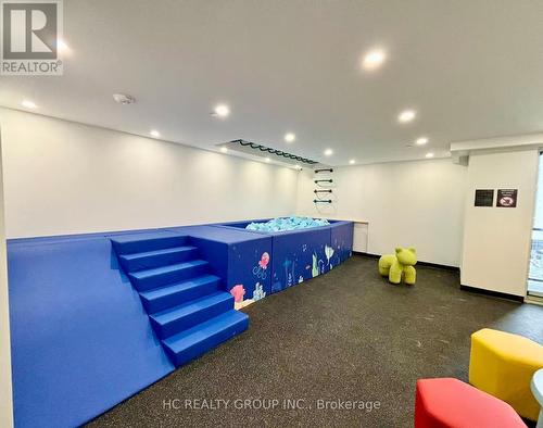520 - 3421 Sheppard Avenue E, Toronto, ON - Indoor Photo Showing Other Room