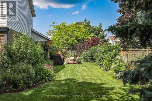 4542 Ivy Gardens Crescent, Lincoln (Beamsville), ON - Outdoor