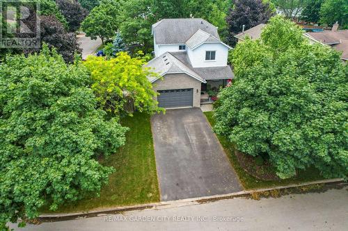 Make this Your Niagara Home! - 4542 Ivy Gardens Crescent, Lincoln (Beamsville), ON - Outdoor