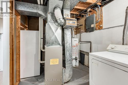 4059 Teakwood Drive, Mississauga, ON - Indoor Photo Showing Basement