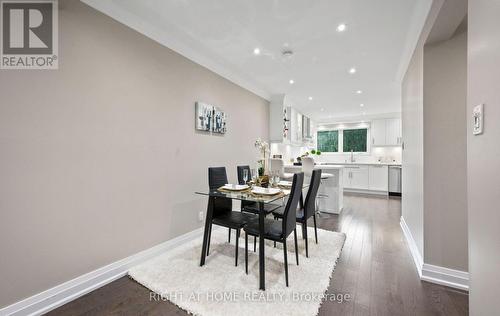 5491 Schueller Crescent, Burlington, ON - Indoor Photo Showing Dining Room