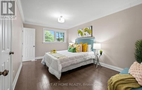 5491 Schueller Crescent, Burlington, ON - Indoor Photo Showing Bedroom