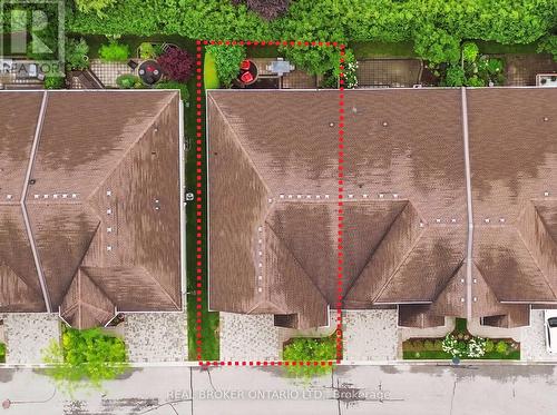 8 - 19 Simmonds Drive, Guelph, ON - Outdoor