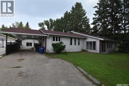 413 Maple Road E, Nipawin, SK - Outdoor