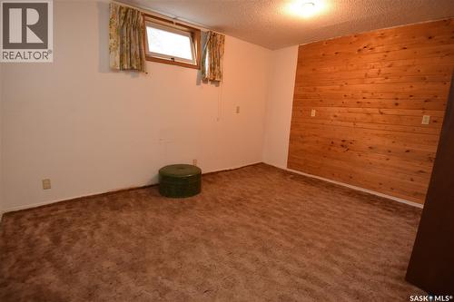 413 Maple Road E, Nipawin, SK - Indoor Photo Showing Other Room