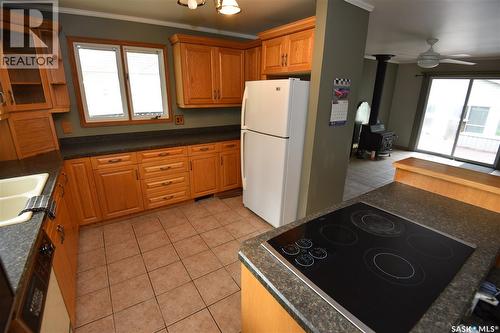 413 Maple Road E, Nipawin, SK - Indoor Photo Showing Kitchen