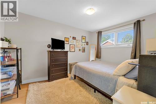 13 Carleton Drive, Saskatoon, SK - Indoor Photo Showing Bedroom