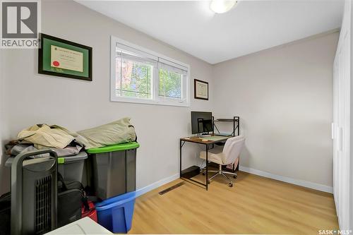 13 Carleton Drive, Saskatoon, SK - Indoor