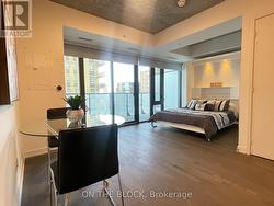 509 - 185 ROEHAMPTON AVENUE Toronto, ON M4P 0C6