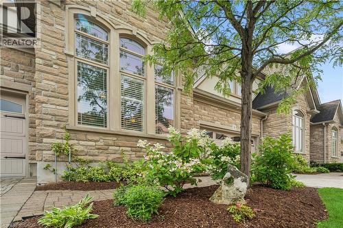 19 Simmonds Drive Unit# 8, Guelph, ON - Outdoor