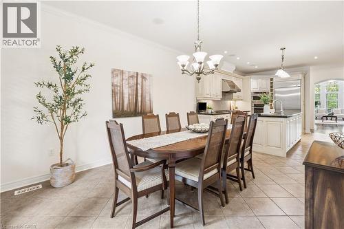 19 Simmonds Drive Unit# 8, Guelph, ON - Indoor Photo Showing Dining Room