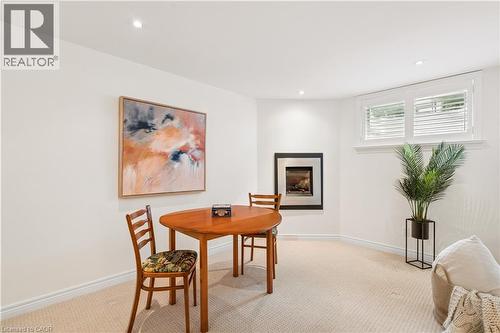 19 Simmonds Drive Unit# 8, Guelph, ON - Indoor Photo Showing Dining Room