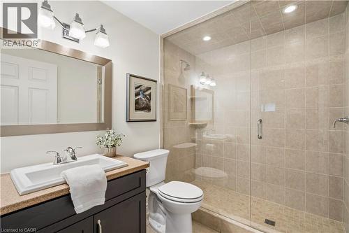 19 Simmonds Drive Unit# 8, Guelph, ON - Indoor Photo Showing Bathroom