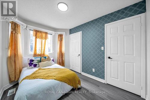 72 Short Crescent, Clarington, ON - Indoor Photo Showing Bedroom