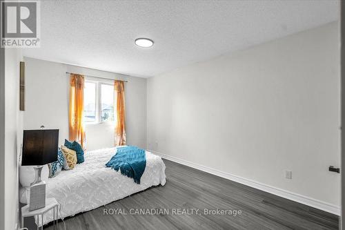 72 Short Crescent, Clarington, ON - Indoor Photo Showing Bedroom