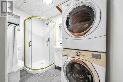 72 Short Crescent, Clarington, ON - Indoor Photo Showing Laundry Room