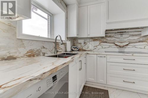 7205 19Th Side Road, King, ON - Indoor Photo Showing Kitchen With Double Sink