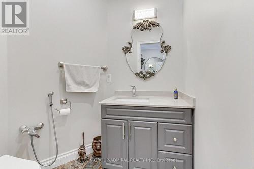 7205 19Th Side Road, King, ON - Indoor Photo Showing Bathroom