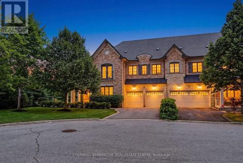 64 JENNY THOMPSON COURT  Richmond Hill, ON L4S 0E7