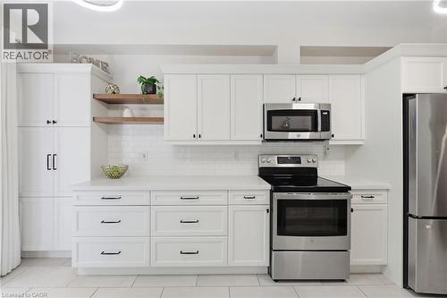 10 Davidson Boulevard Unit# 24, Dundas, ON - Indoor Photo Showing Kitchen With Stainless Steel Kitchen