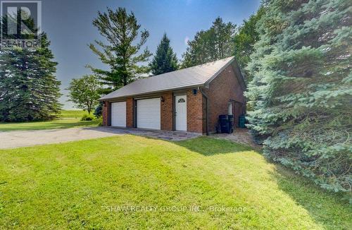 3335 Lobsinger Line, Wellesley, ON - Outdoor