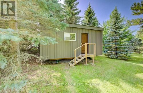 3335 Lobsinger Line, Wellesley, ON - Outdoor