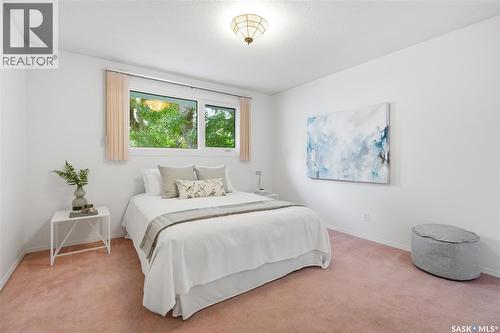 1422 East Heights, Saskatoon, SK - Indoor Photo Showing Bedroom