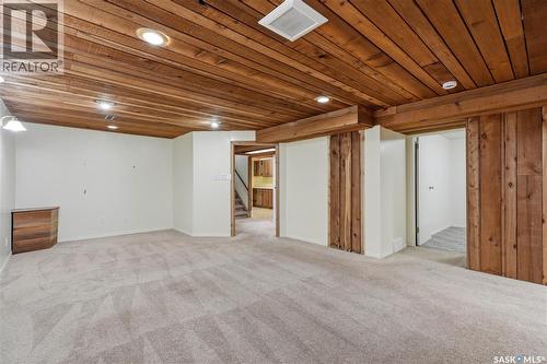 1422 East Heights, Saskatoon, SK - Indoor
