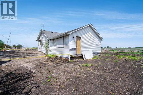 1833 Mersea Rd E, Leamington, ON - Outdoor