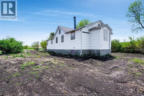 1833 Mersea Rd E, Leamington, ON - Outdoor